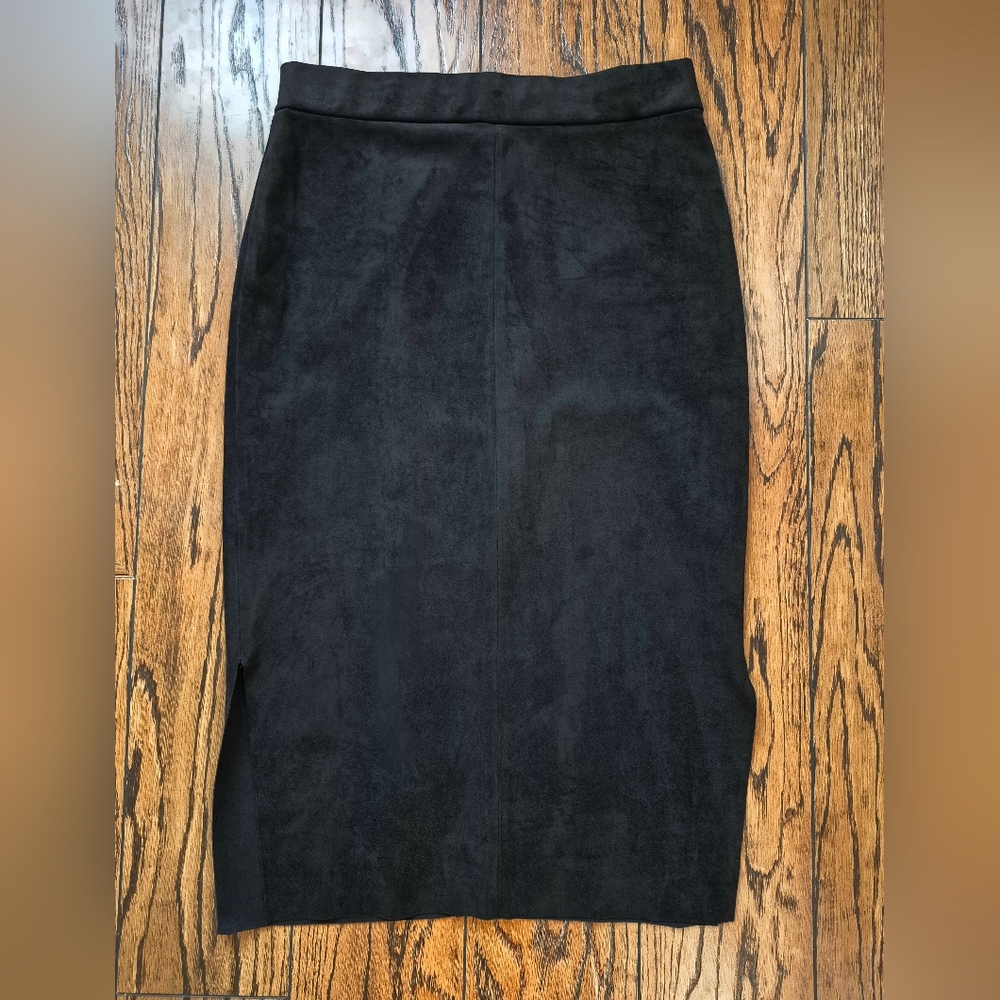 Aritzia Suede Skirt 0 / 00 (XS / XXS)